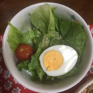ゆで卵のサラダ